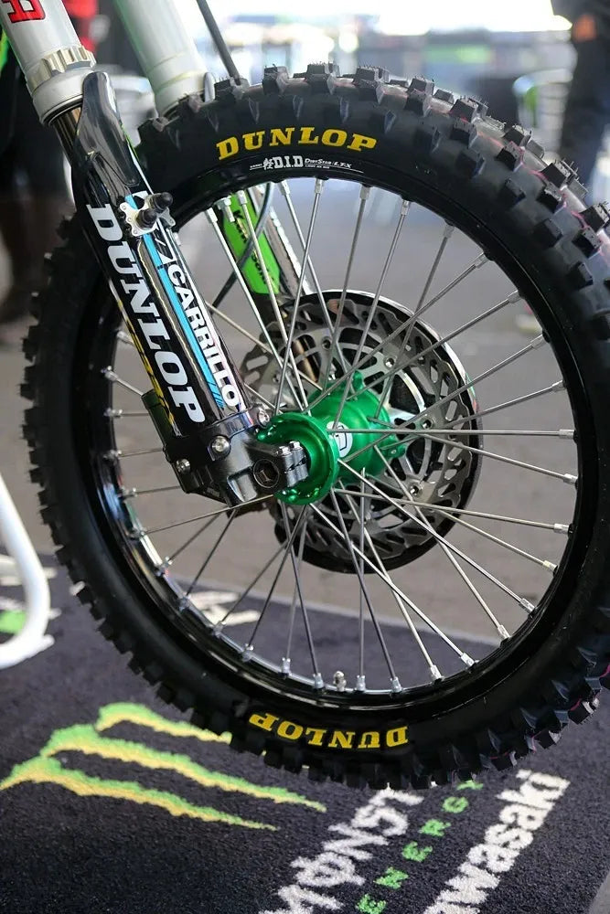 Everlio Garage DUNLOP Tire Lettering Kit