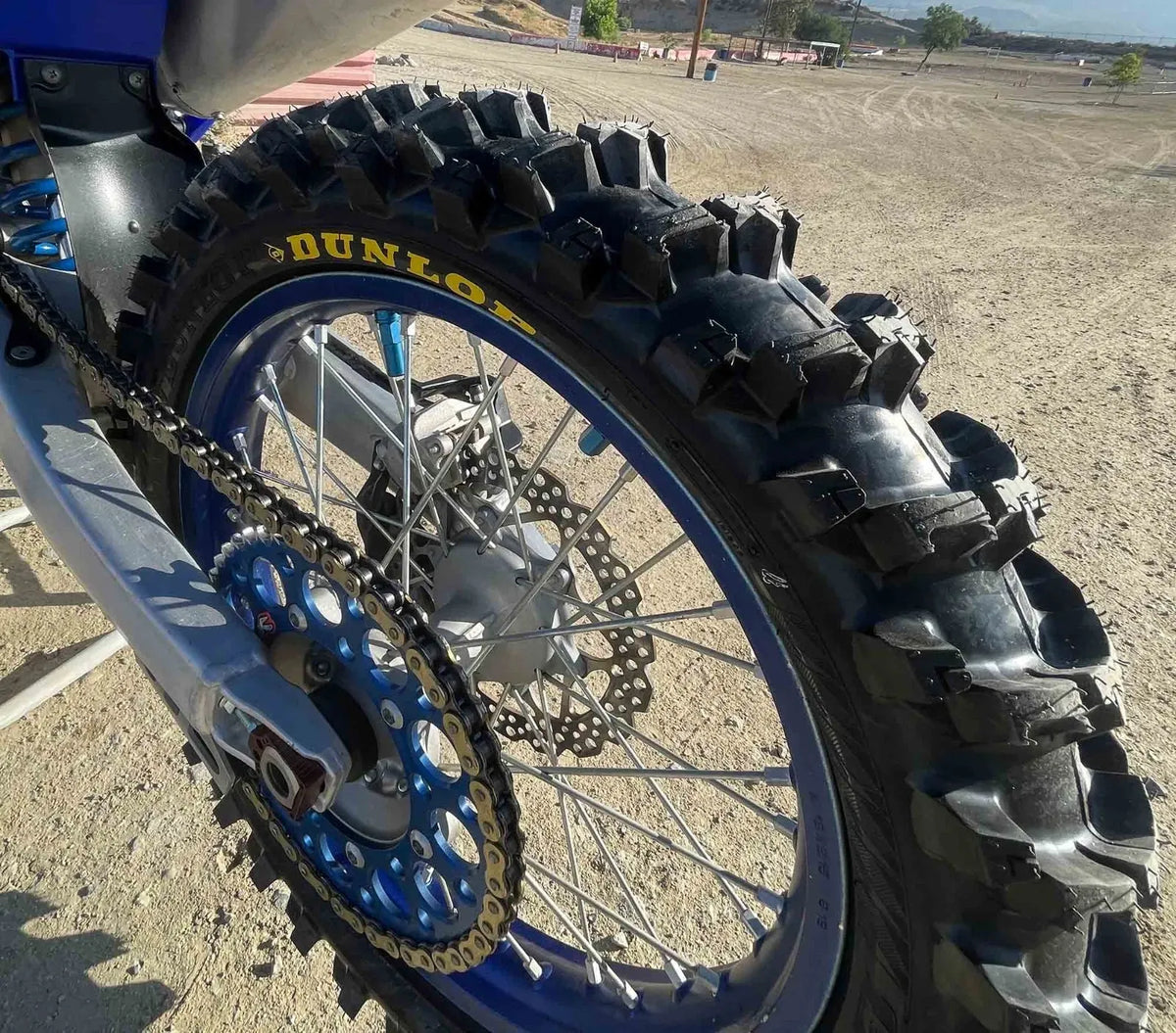 Everlio Garage DUNLOP Tire Lettering Kit